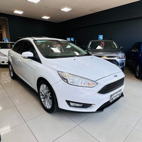 Ford Focus III 2.0 Sedan Se Plus At6