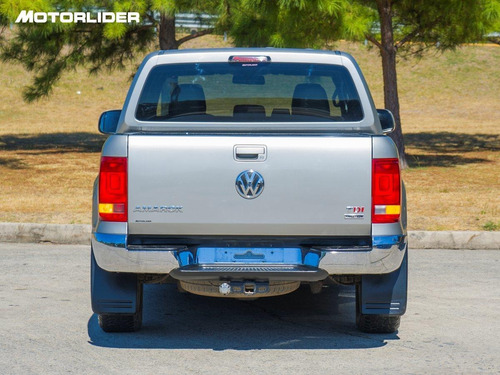 Imagen 4 de 25 de Volkswagen Amarok Highline At 4x4 Tdi| Permuta / Financia