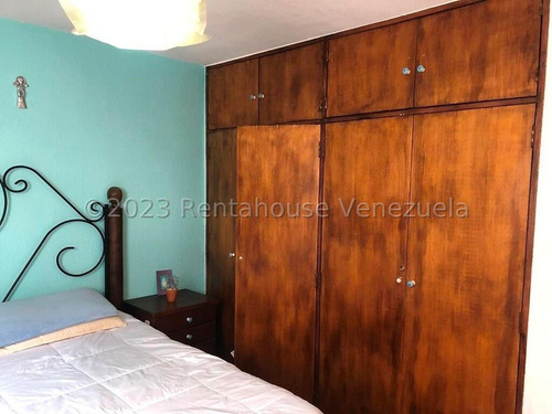 Apartamento En Venta En Macaracuay 24-8255 Le