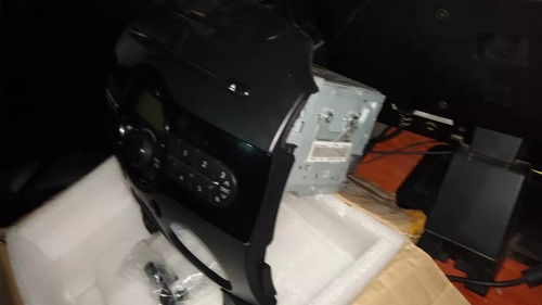 Radio C/d Mazda 2 Original
