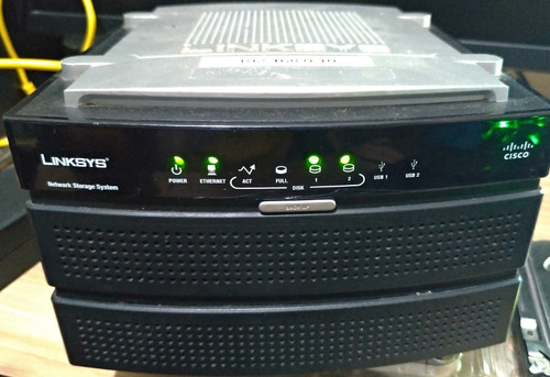 Nas 200 Linksys Cisco + 2 Hd's De 1 Tb Nas200