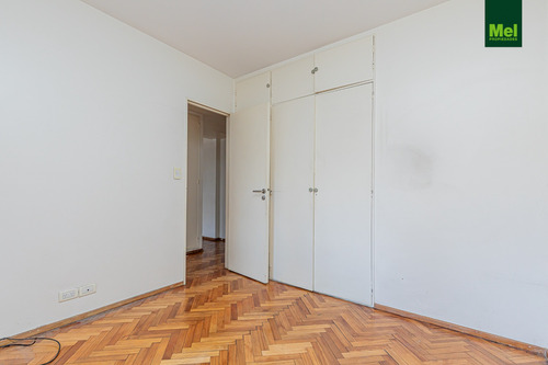 Excelente 3 Ambientes Con Dependencia Y Balcon Al Frente