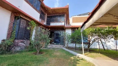 Amplia Casa En Venta En Esquina, Rápida Salida A Cdmx Y También Al Aifa