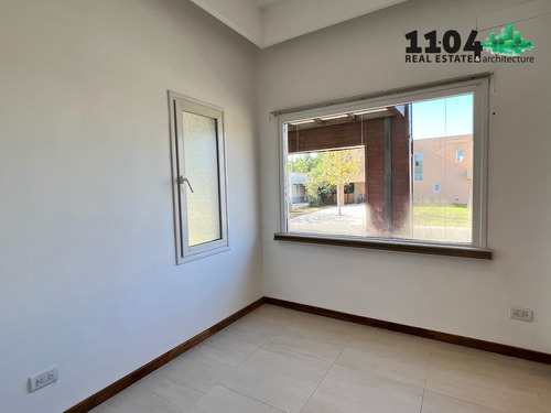 Imagen 16 de 30 de Casa En Venta - Los Eucaliptus - 305m2/784m2 5 Ambientes