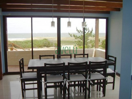 Imagen 2 de 12 de Casa En Las Grutas, 5 Dormitorios *- Ref: 895