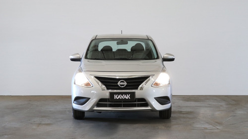Nissan Versa 1.6 Sense - 138091 - C