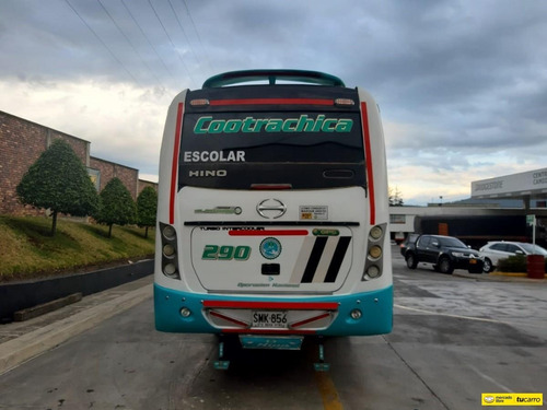 Bus Hino 2009