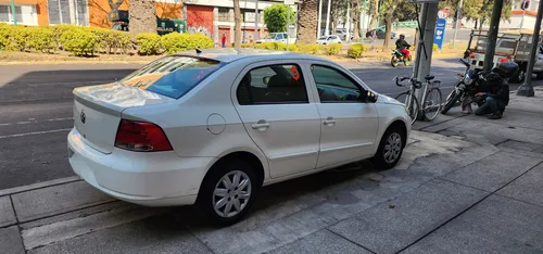 Volkswagen Gol Sedan 1.6 trendline 5vel aa mt