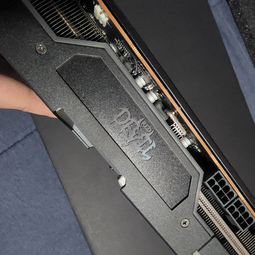 Imagen 3 de 6 de Red Devil Radeon Rx 5700 Xt Tarjeta De Video Amd Powercolor