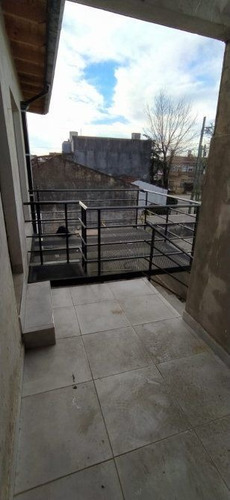 Imagen 3 de 25 de Impecable Departamento En Venta De 3 Ambientes En Turdera