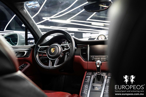 Porsche Macan 3.7 Turbo At