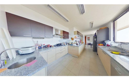 Imagen 9 de 30 de Exclusivo Departamento Con Vista Despejada Al Club