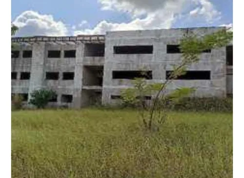 Se Vende Terreno Con Construcción Inconclusa, Sincelejo, Sucre
