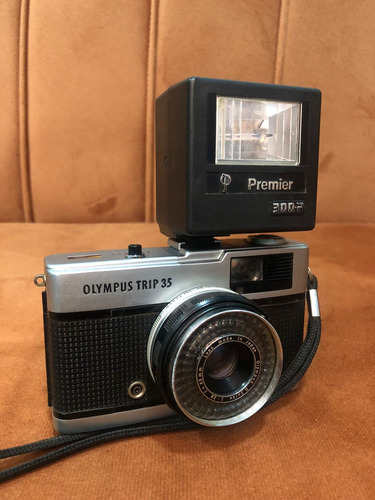 Camera Olympus Trip 35