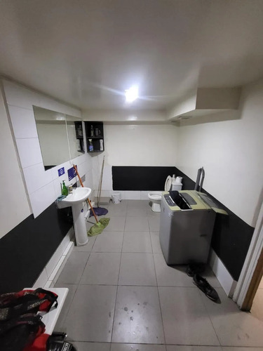 Galpón, Con Sector De Oficinas, Cercano A Ciudad Empresarial