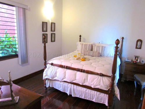 Imagen 9 de 14 de Casa Venta Alto Hatillo Cod. 21-6811-y Ymanol Elizalde 0414-3227631