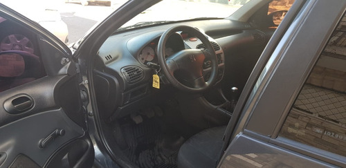 Imagen 5 de 8 de Peugeot 206