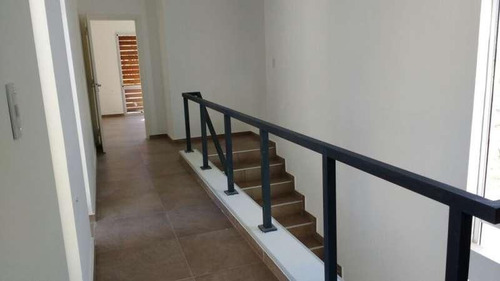 Imagen 8 de 12 de Los Carolinos - Duplex- 3 Dormitorios