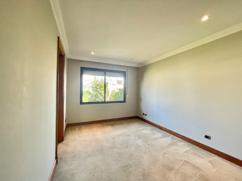 Los Nogales, Impecable Casa, Norte, Amplios Espacios, 7d 6b