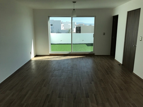 Imagen 15 de 18 de Salón De Juegos- Jardín, Lomas De Juriquilla