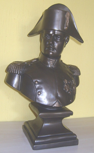 Busto Napoleão Bonaparte De Petit Bronze-peti  ( Cod 180 )