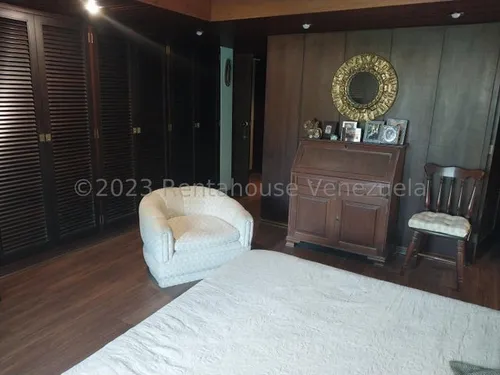 Casas En Venta Mls #24-12115