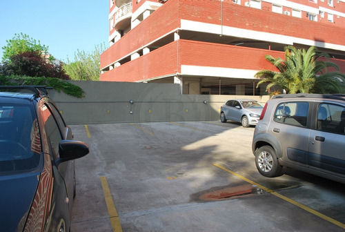 Imagen 8 de 14 de Bustamante Prop Tigre Centro 11006 Cochera Venta