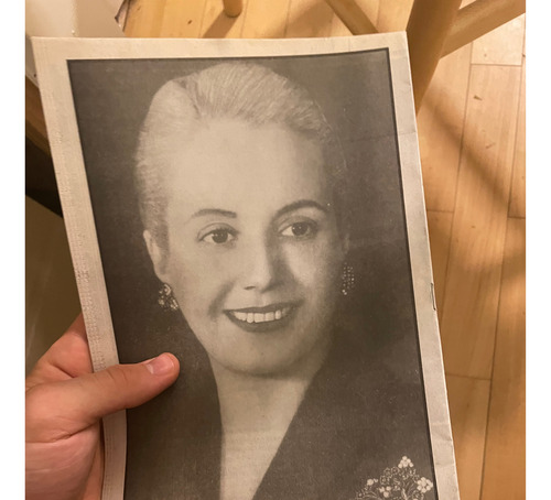 Suplemento Crónica Evita Eterna A 50 Años De Su Paso A La In (Usado)