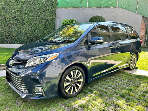 Toyota Sienna 3.5 Limited At