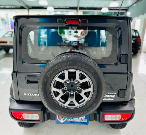Suzuki Jimny Sierra 1.5 4you 3p