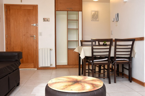 Imagen 7 de 16 de Departamento Alquiler Temporario, Céntrico De 2 Ambientes En San Martin De Los Andes, Hasta 2 Adultos Y 2 Menores.cochera Descubierta. Ubicado A 3 Cuadras Del Lago Lacar Y 1 De La Avenida Principal.