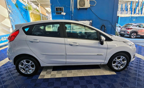 Ford Fiesta 1.5 SE HATCH 16V FLEX 4P MANUAL