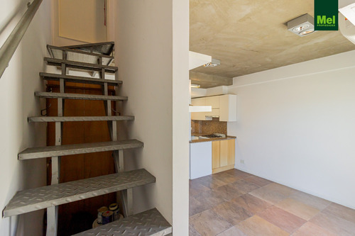 Hermoso 2 Ambientes C/balcón Y Terraza Propia En Colegiales