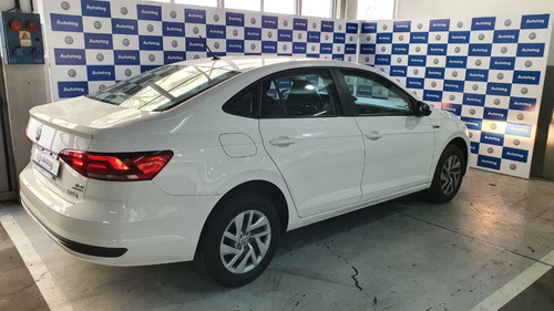 Volkswagen Virtus 1.6 Msi Trendline At Ft
