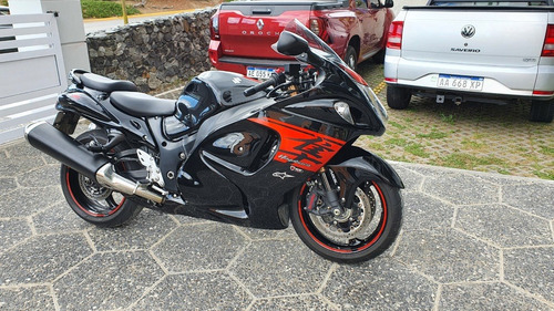 Suzuki Hayabusa Gsx1300r No Honda Cbr No Yamaha R1 No Kawa