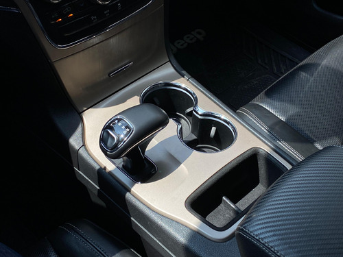 Jeep Grand Cherokee 3.6 Limited V6 4x2 At