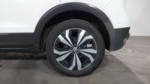 Volkswagen T-Cross 1.6 COMFORTLINE AUTO