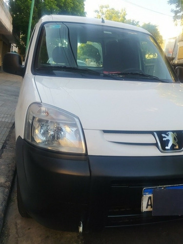 Imagen 7 de 18 de Peugeot Partner 2016 1.4 Furgon Confort