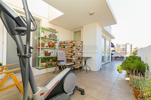 Departamento En Venta De 3 Dorm. En Providencia