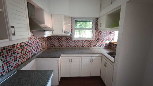 Casa En Venta En Juan Maria Gutierrez, Berazategui, G.b.a. Zona Sur