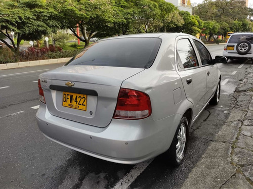 Chevrolet Aveo 2012 1.5 Family