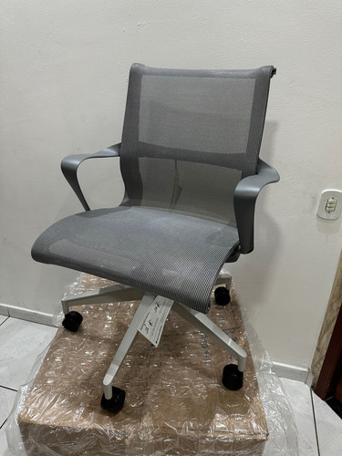 Cadeira Herman Miller Setu Platinada Super Nova Platinada Mersh (Usado)
