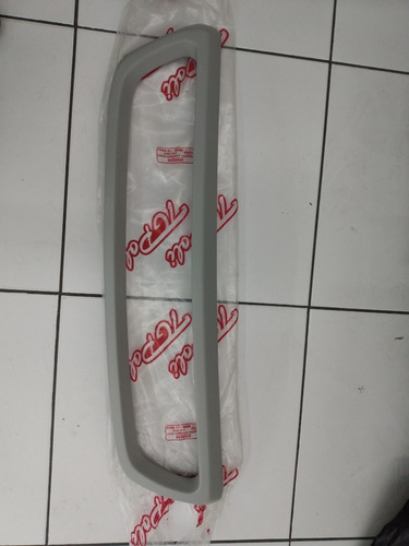 Moldura Grade Corsa 2002/2007 Frente Montana Tg Poli Nova
