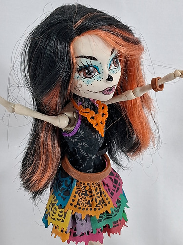 Boneca Skelita Calaveras Scaris Monster High Mattel 3 (Usado)
