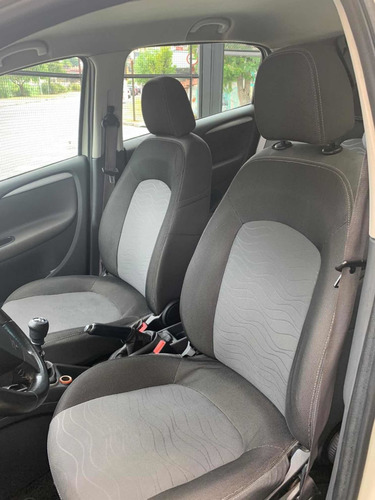 Fiat Punto 1.6 16v Essence Flex 5p 2014