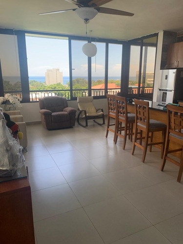 Venta, Edificio De 7 Niveles Ubicado En Gazcue, Santo Domingo