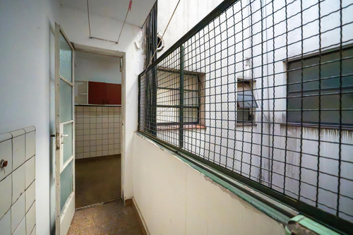 Venta - 4 Amb Con Dependencia Y Doble Balcón - Apto Crédito - Balvanera