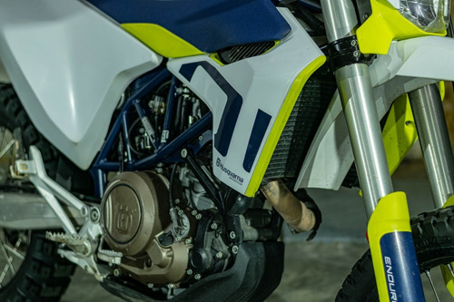 Imagen 7 de 18 de Husqvarna 701 Enduro 2021