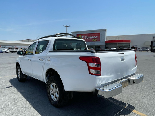 Mitsubishi L200 2.5 Di-d Cabina Doble 4x4 Mt