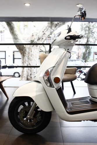 Imagen 6 de 23 de Kymco Like 200 2023 - Entrega Inmediata- Todos Los Colores!!